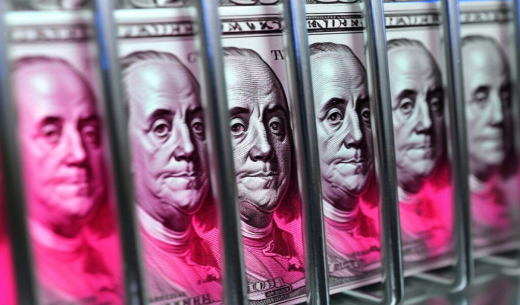 Major US bank pays $33,000,000 to settle lawsuit accusing lender of knowingly facilitating consumer fraud