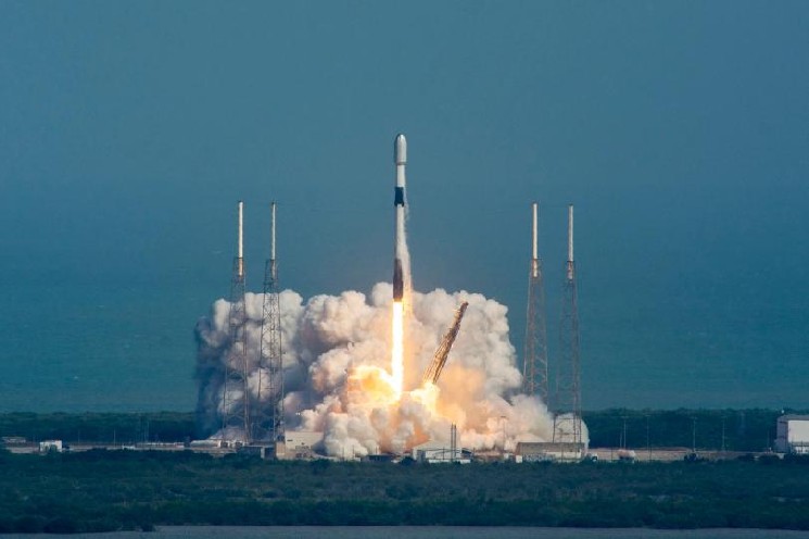 SpaceX shares come to Solana on the same day they list on the Nasdaq
